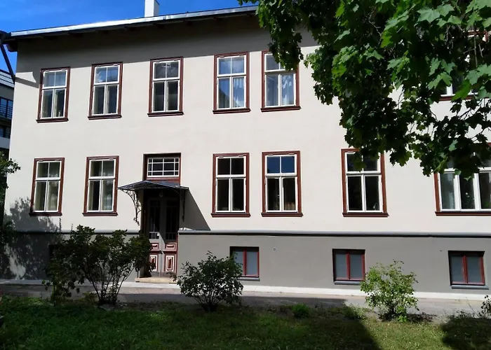 Near Old Town, Eco-friendly High Quality 3-rooms * タリン